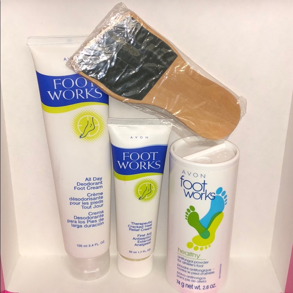 Avon 3pc Foot Works Set - Powder / Cream / File